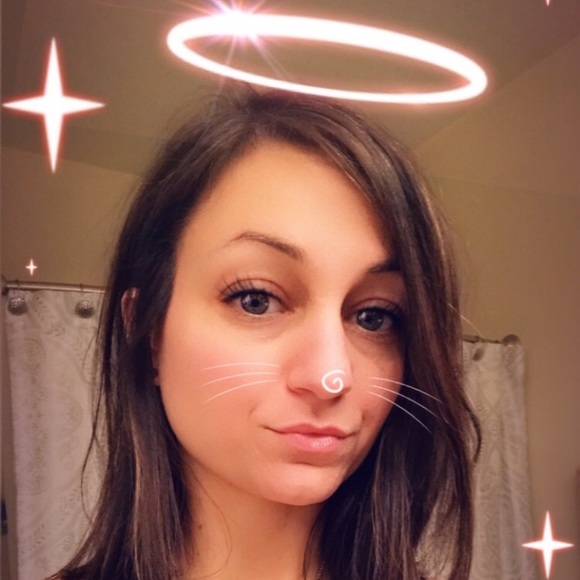 Meet your Posher, Melissa - Picture 1 of 1